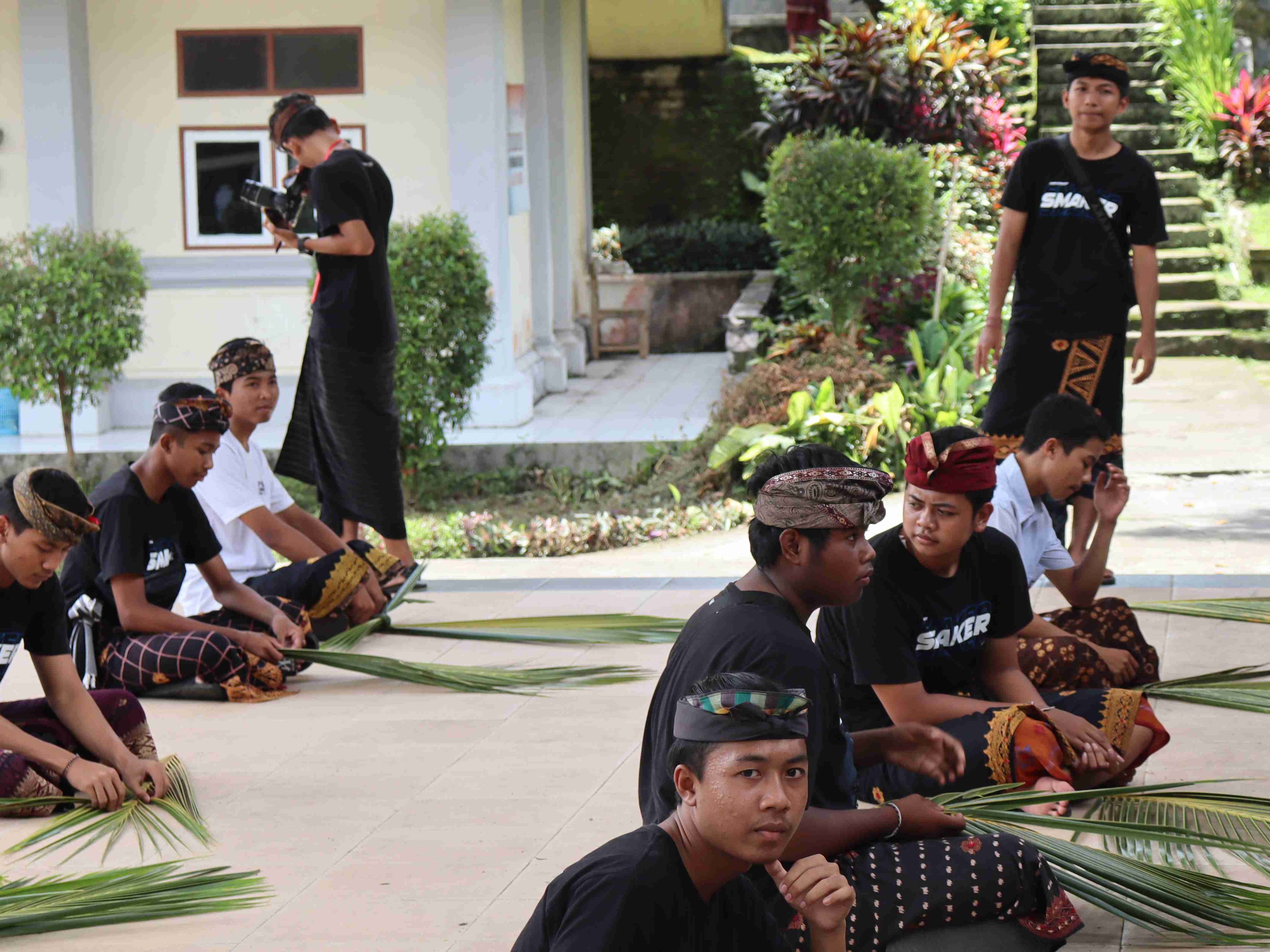 lomba-ngulat-tipat-dan-sengkuwi